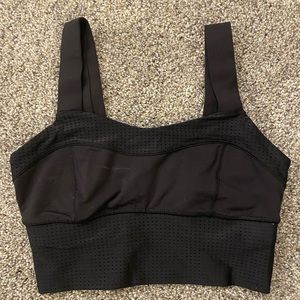 Lulu lemon sports bra